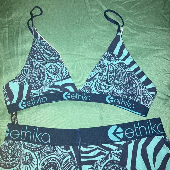 Ethika 2 piece set - Picture 1 of 4